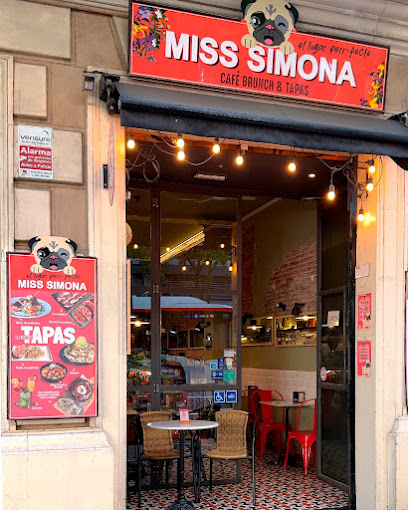 Miss Simona en Barcelona