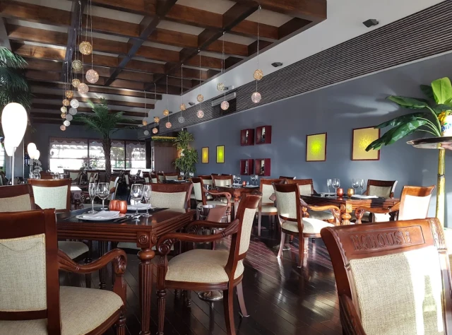 Restaurante Asiático BIG HOUSE Cáceres R-66 en Cáceres