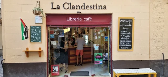 Café Bar La Clandestina en Cádiz