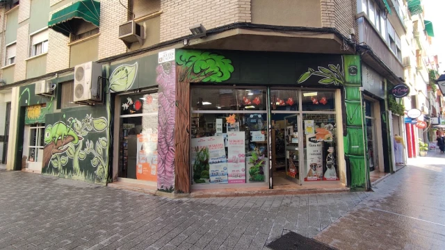Pajarería Y Acuario Antonio Molina en Murcia