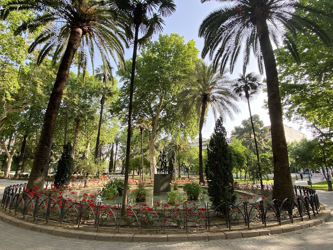 Paseo por los Jardines de la Agricultura en Córdoba