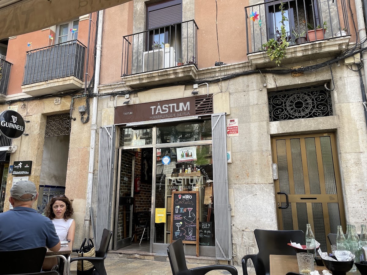 Tàstum Hamburgueseria en Tarragona