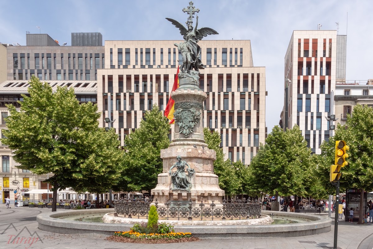 Tranvía de Zaragoza - Plaza España en Zaragoza