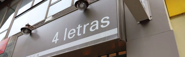 Librería 4 Letras en Gijón