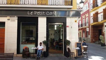 Le Petit Café Huelva en Huelva