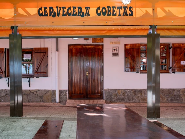 Cervecera Cobetas