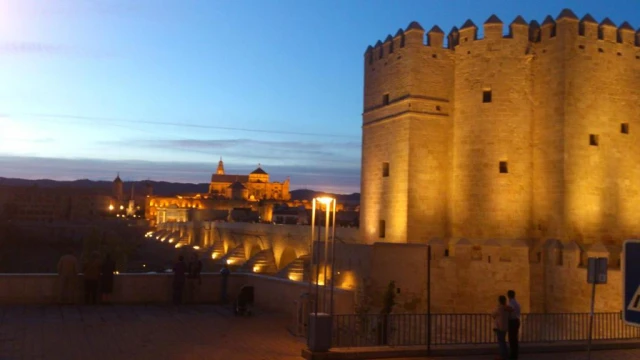 Apartamento Pólvora, junto al Puente Romano en Córdoba
