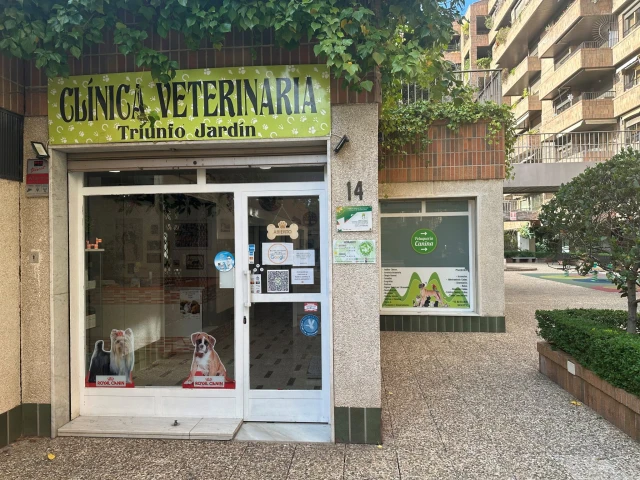 Clínica Veterinaria Triunfo Jardín en Granada
