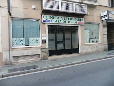 Clínica Veterinaria Plaza de Toros en Almería