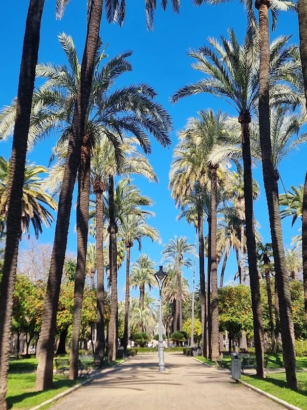Paseo por los Jardines de la Victoria en Córdoba