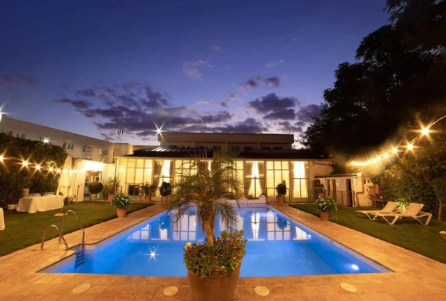 Hotel Oasis con parking incluido en Córdoba