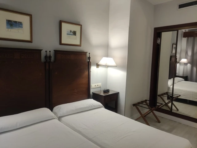 Hotel Iberia Plaza América en Cáceres