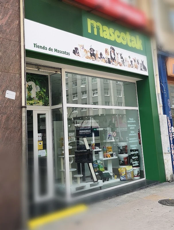 Mascotak (Ronda de Outeiro) en A Coruña
